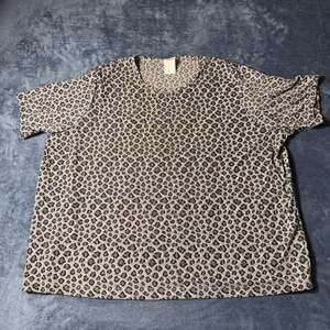 TR Bentley Plus Women's Leopard Print Short Sleeve T-Shirt Size 3X